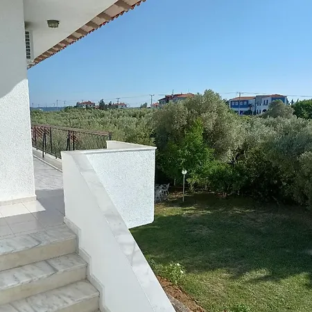 Marios Garden House Afytos