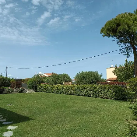 Διαμέρισμα Marios Garden House