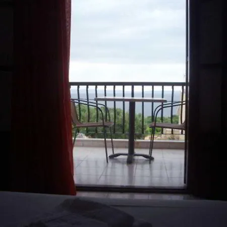 Marios Garden House Apartment Afytos