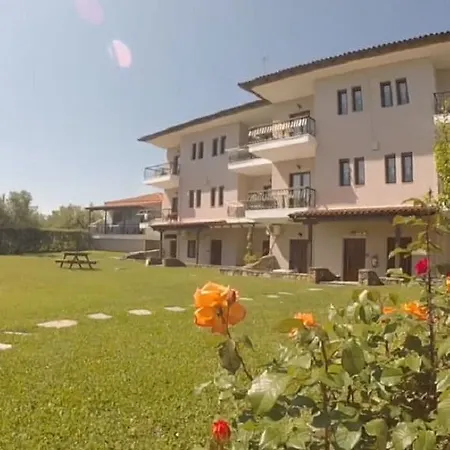 Marios Garden House Afytos