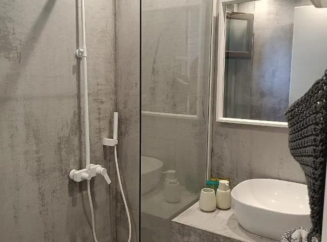 Marios Garden House *