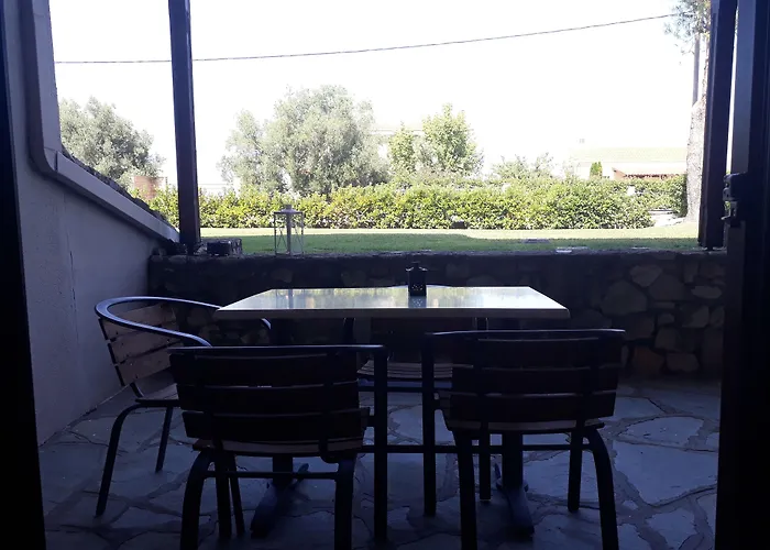 Marios Garden House 阿菲托斯