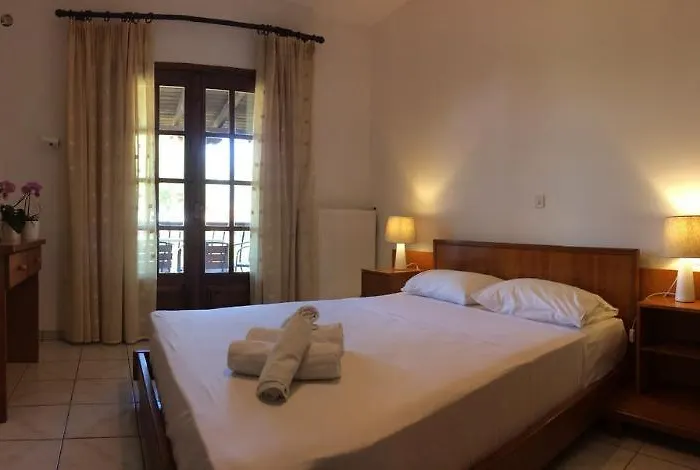 Marios Garden House 阿菲托斯