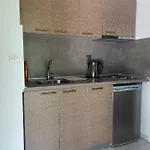 Marios Garden House דירה *