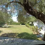 Marios Garden House דירה אפיטוס