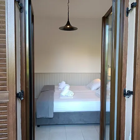 Marios Garden House 阿菲托斯