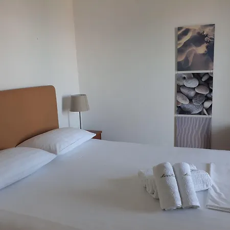 Marios Garden House 아피토스