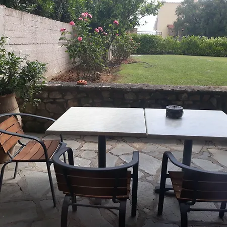 Marios Garden House * 아피토스