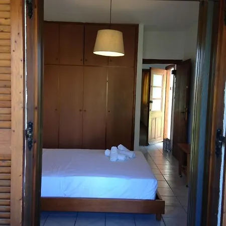 公寓 Marios Garden House