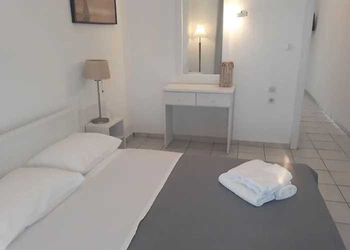Апартаменты Marios Garden House *