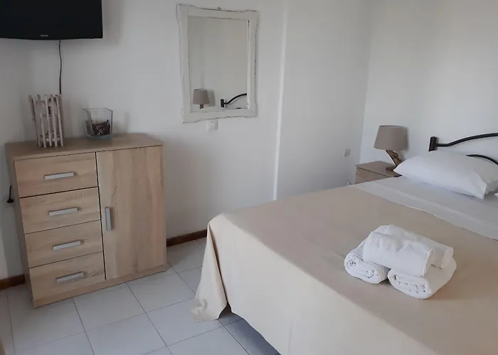 Marios Garden House Апартаменты