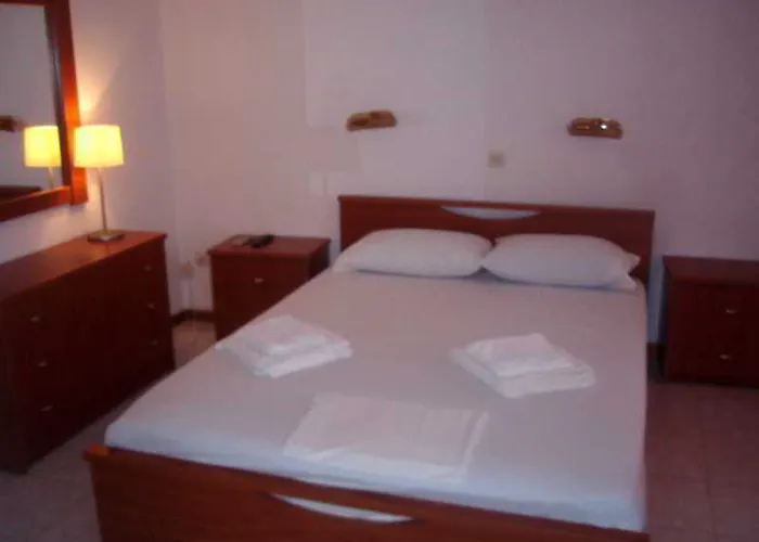 Marios Garden House Апартаменты