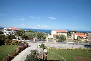 Апартаменты Marios Garden House *